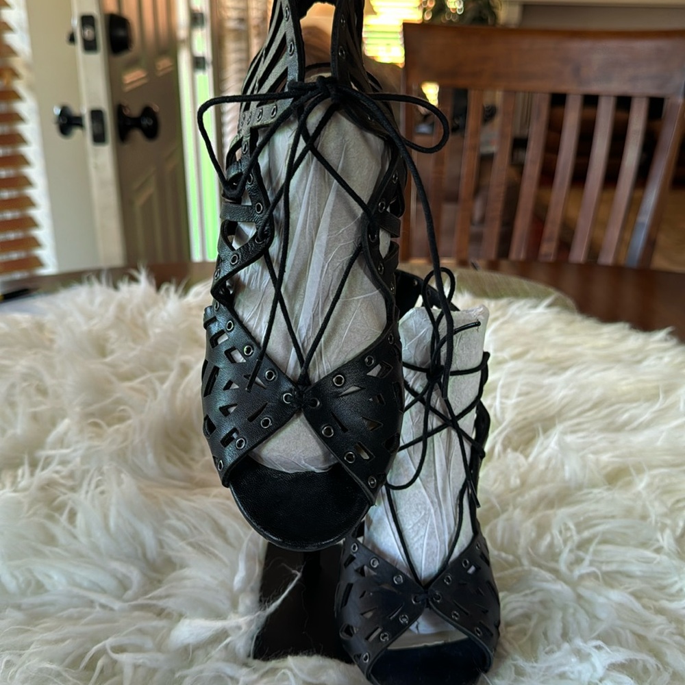 Jessica Simpson black heeled sandals